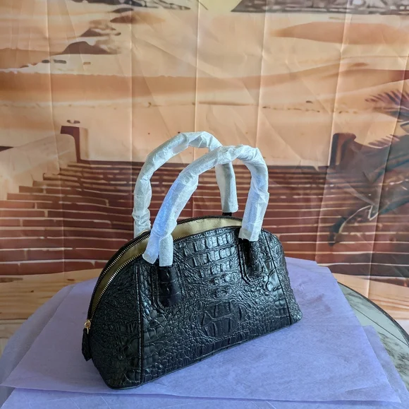 New Women's Black Crocodile-Embossed Leather Handbag - Picture 13 of 13